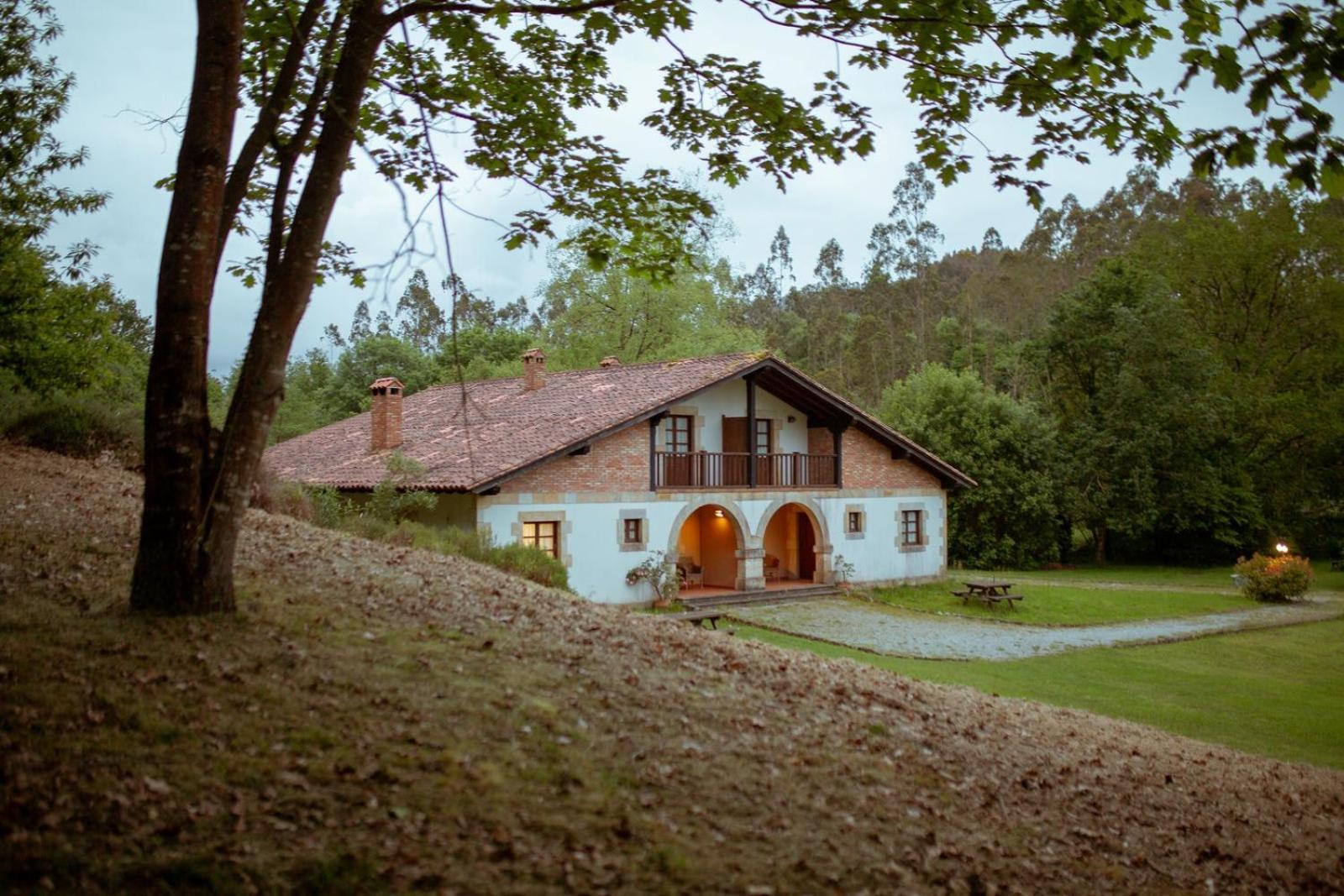 El Molino De Bonaco Guest House San Vicente De La Barquera Exterior foto